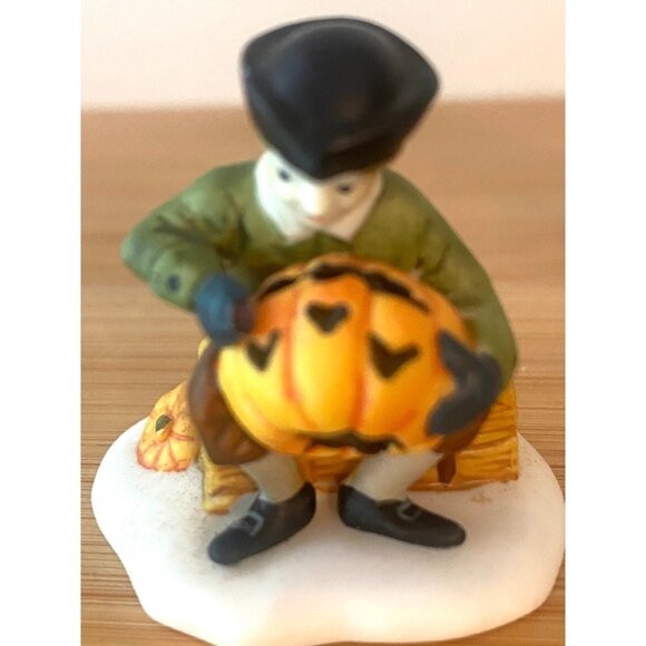Department 56 Pumpkin Carving Boy and Ebenezer Scrooge Village Figures - Picture 5 of 7